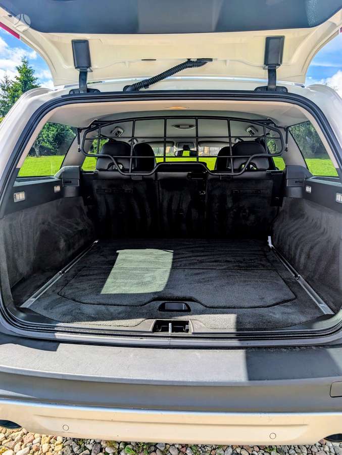 Volvo XC70 2010 — photo 12