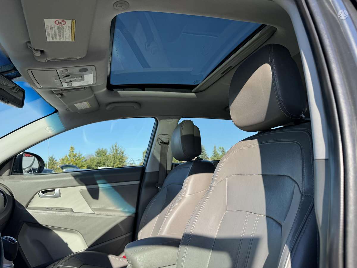 Kia Sportage 2010 — photo 15