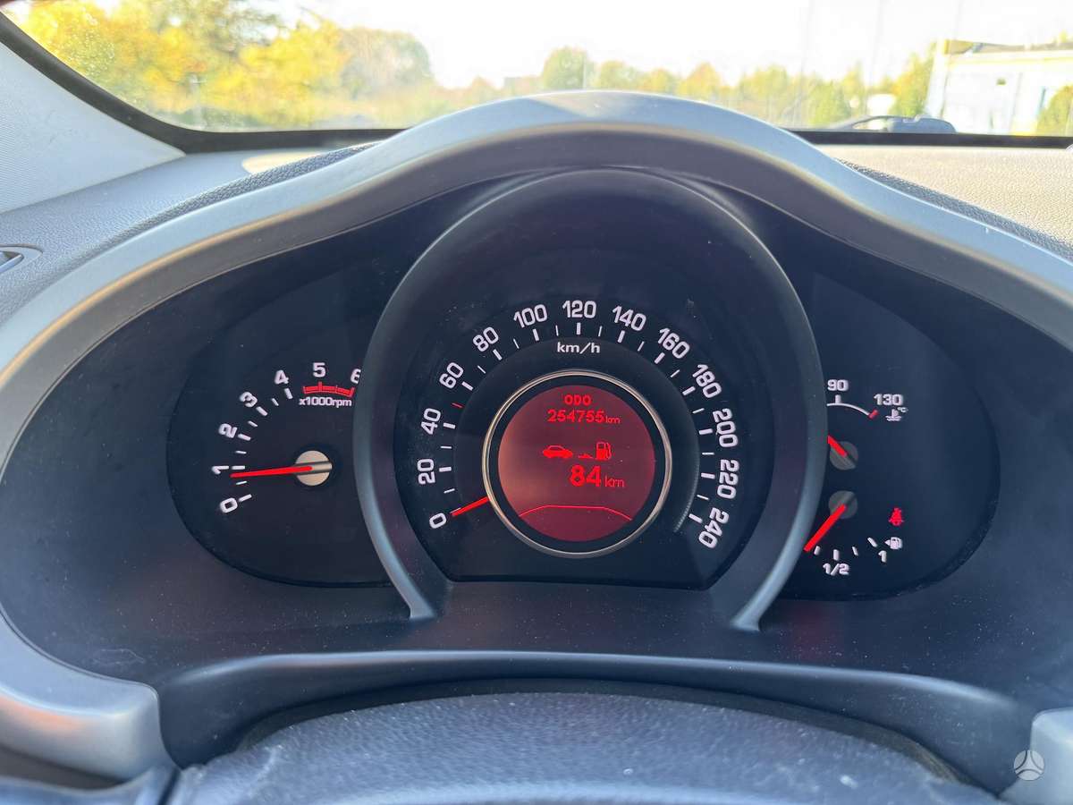 Kia Sportage 2010 — photo 23