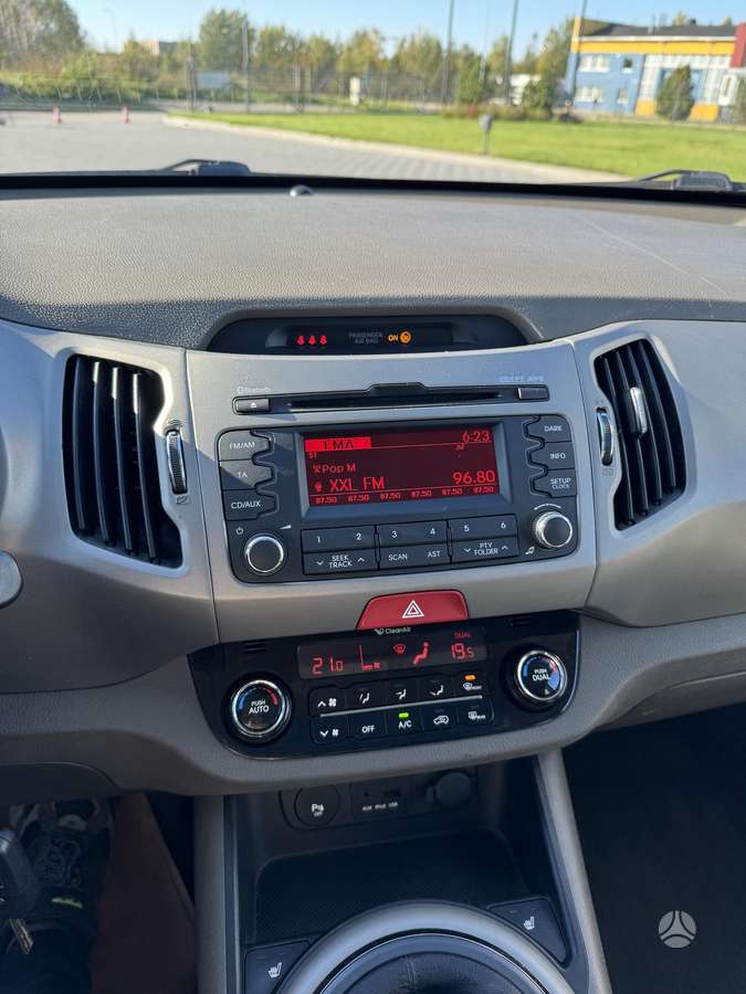 Kia Sportage 2010 — photo 27