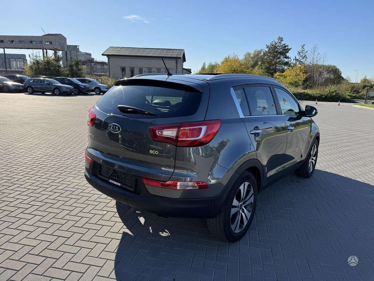 Kia Sportage 2010 — photo 8