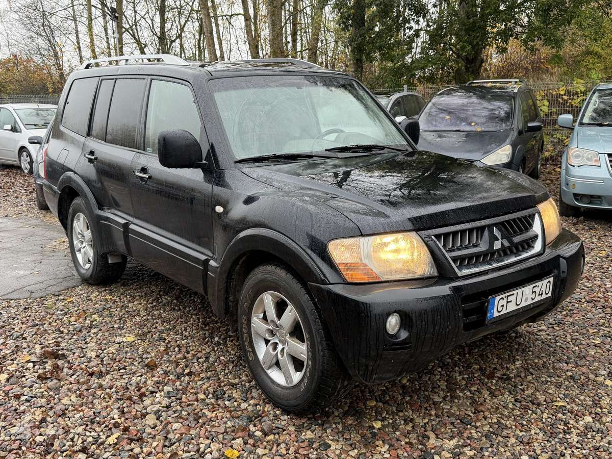 Mitsubishi Pajero 2006 — vehicle for AFU Ukraine