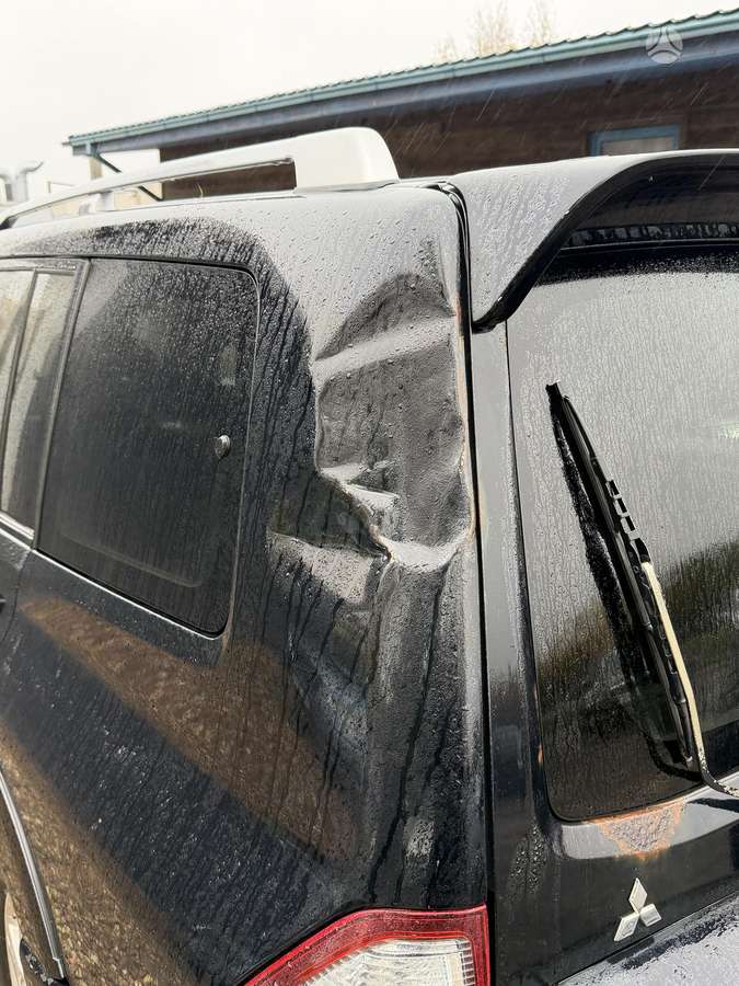 Mitsubishi Pajero 2006 — photo 17