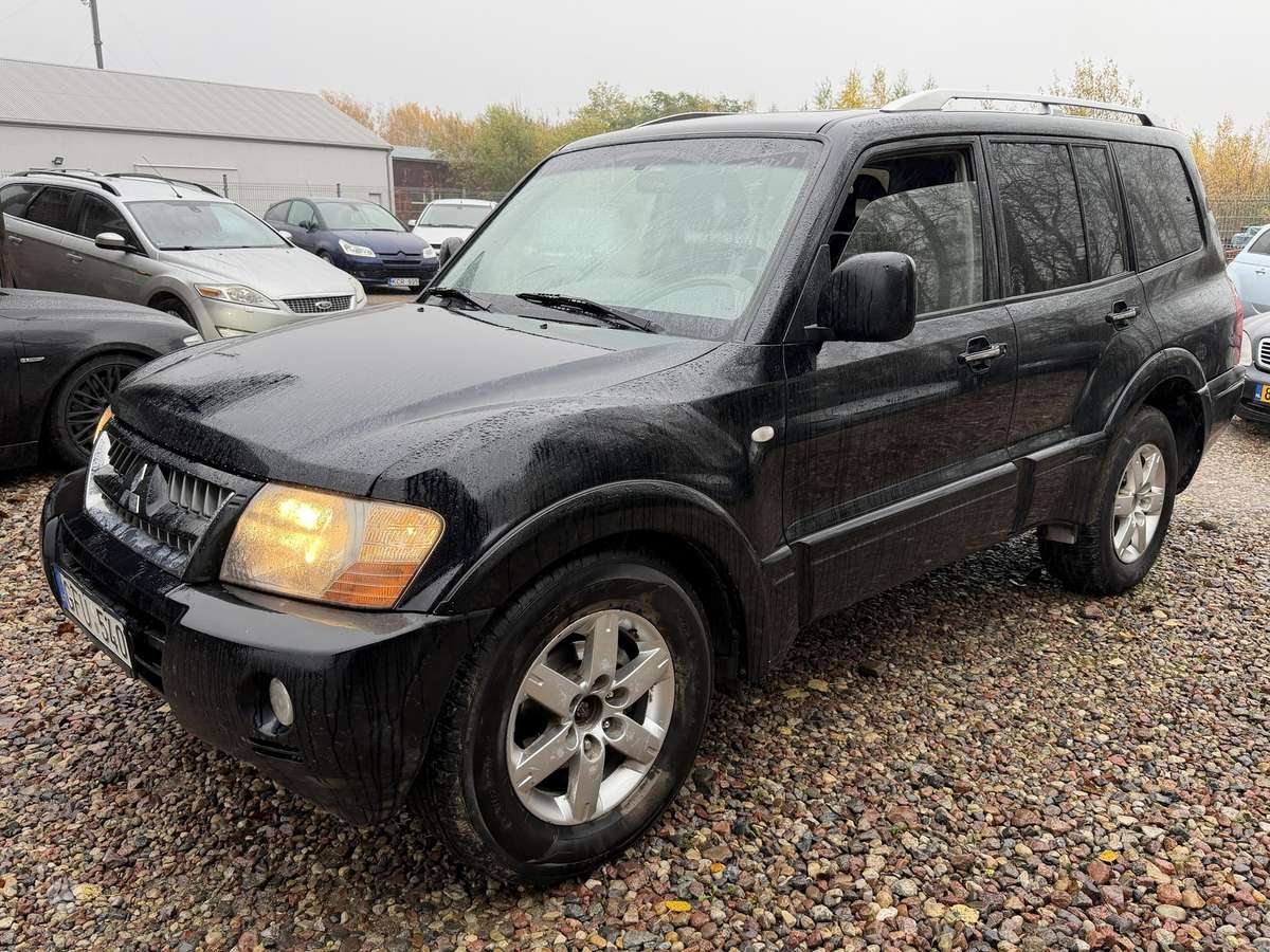 Mitsubishi Pajero 2006 — photo 7