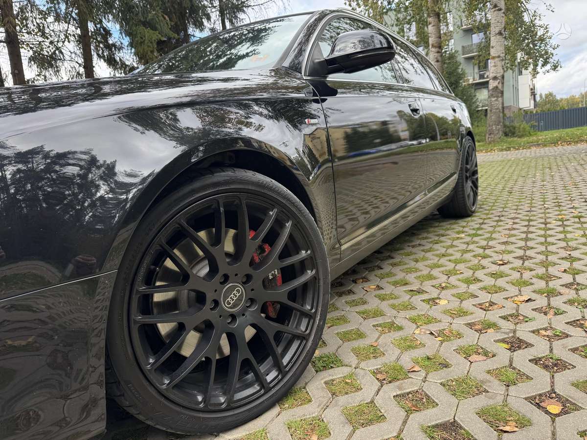 Audi A6 2011 — вигляд ззаду