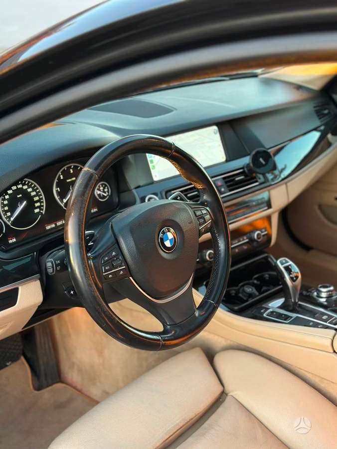 BMW 525 2011 — фото 11