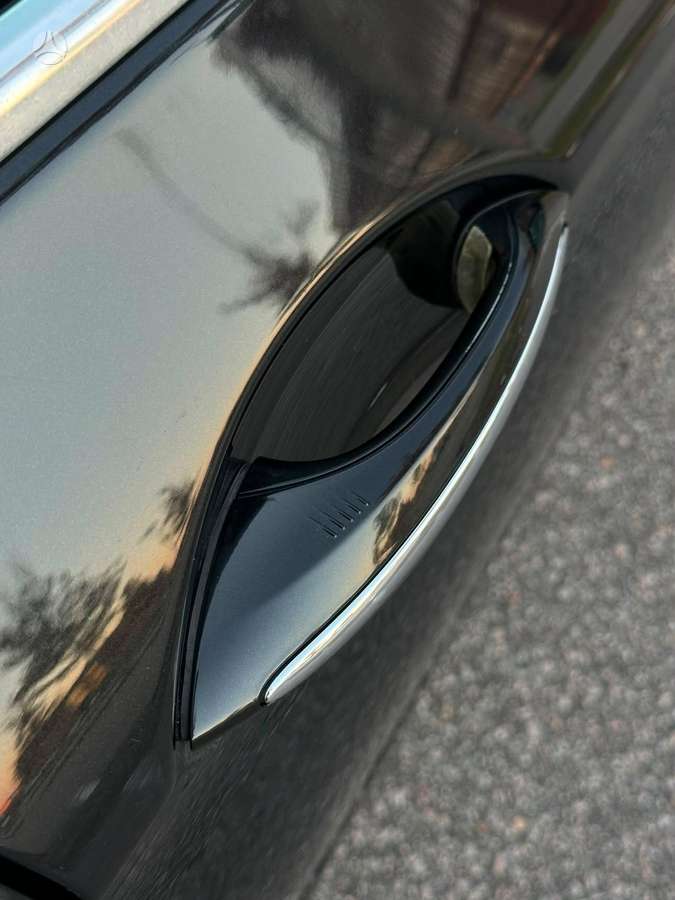 BMW 525 2011 — фото 7