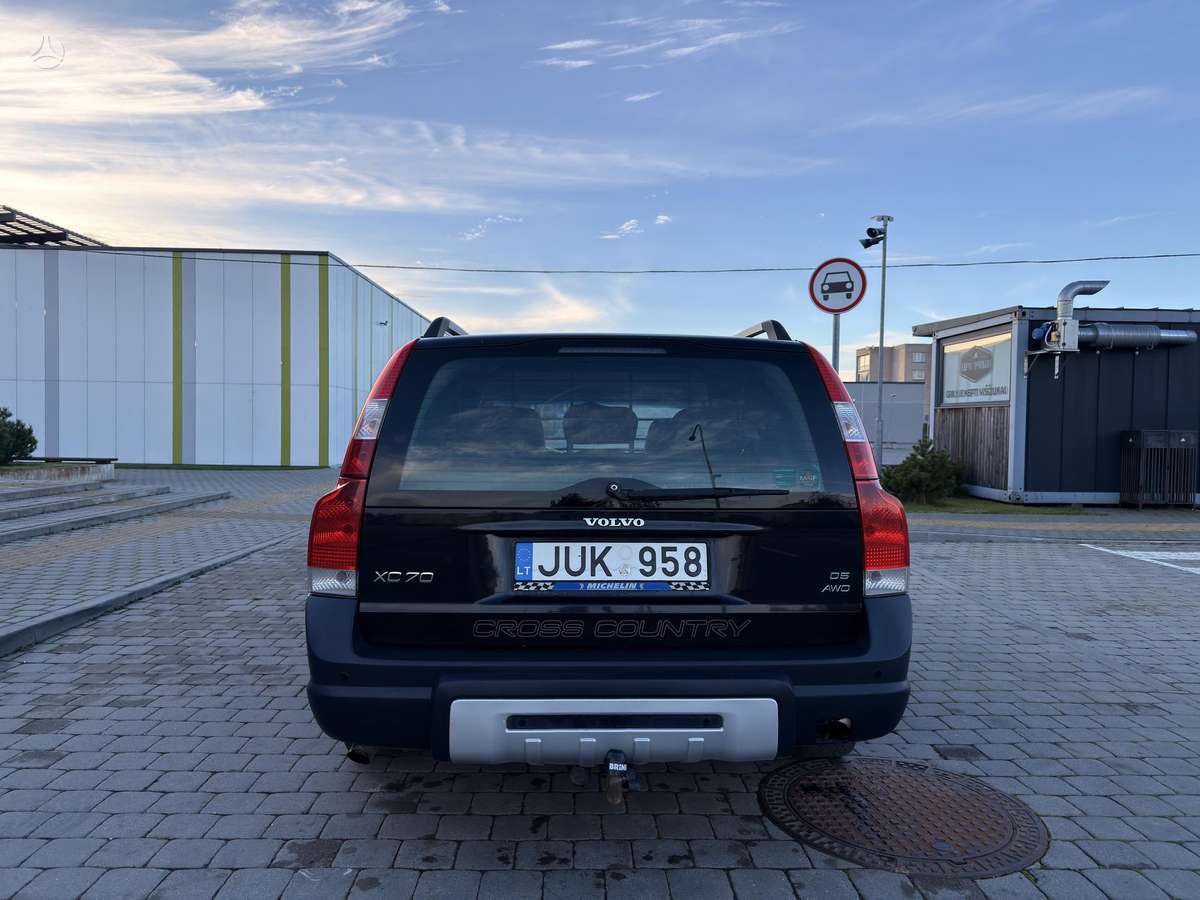 Volvo XC70 2005 — photo 10
