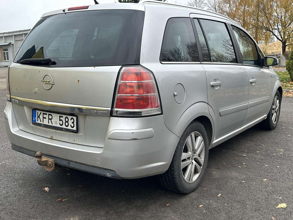 Opel Zafira 2007 — photo 10