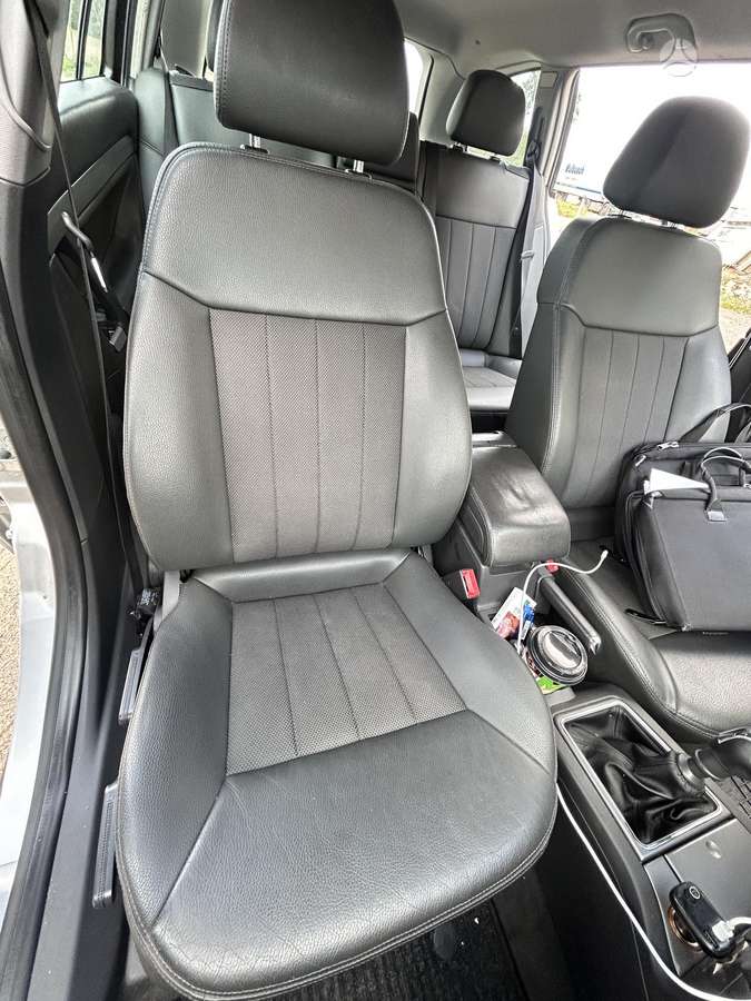 Opel Vectra 2004 — photo 12