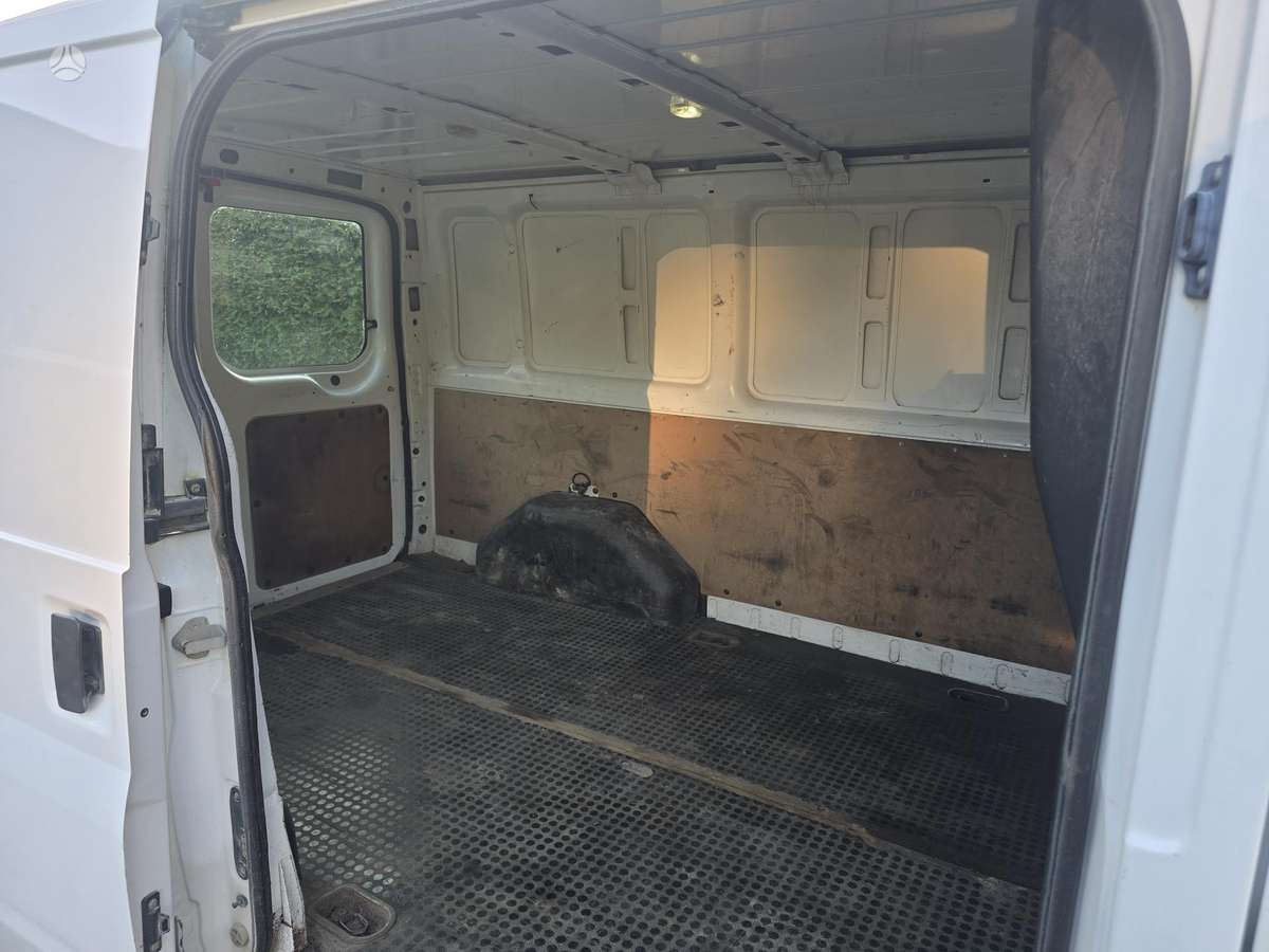 Ford Transit 2008 — photo 7