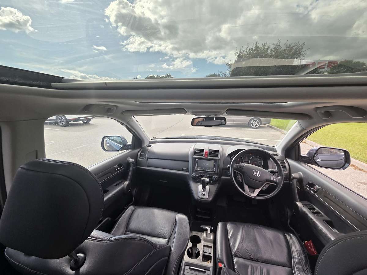 Honda CR-V 2010 — photo 38