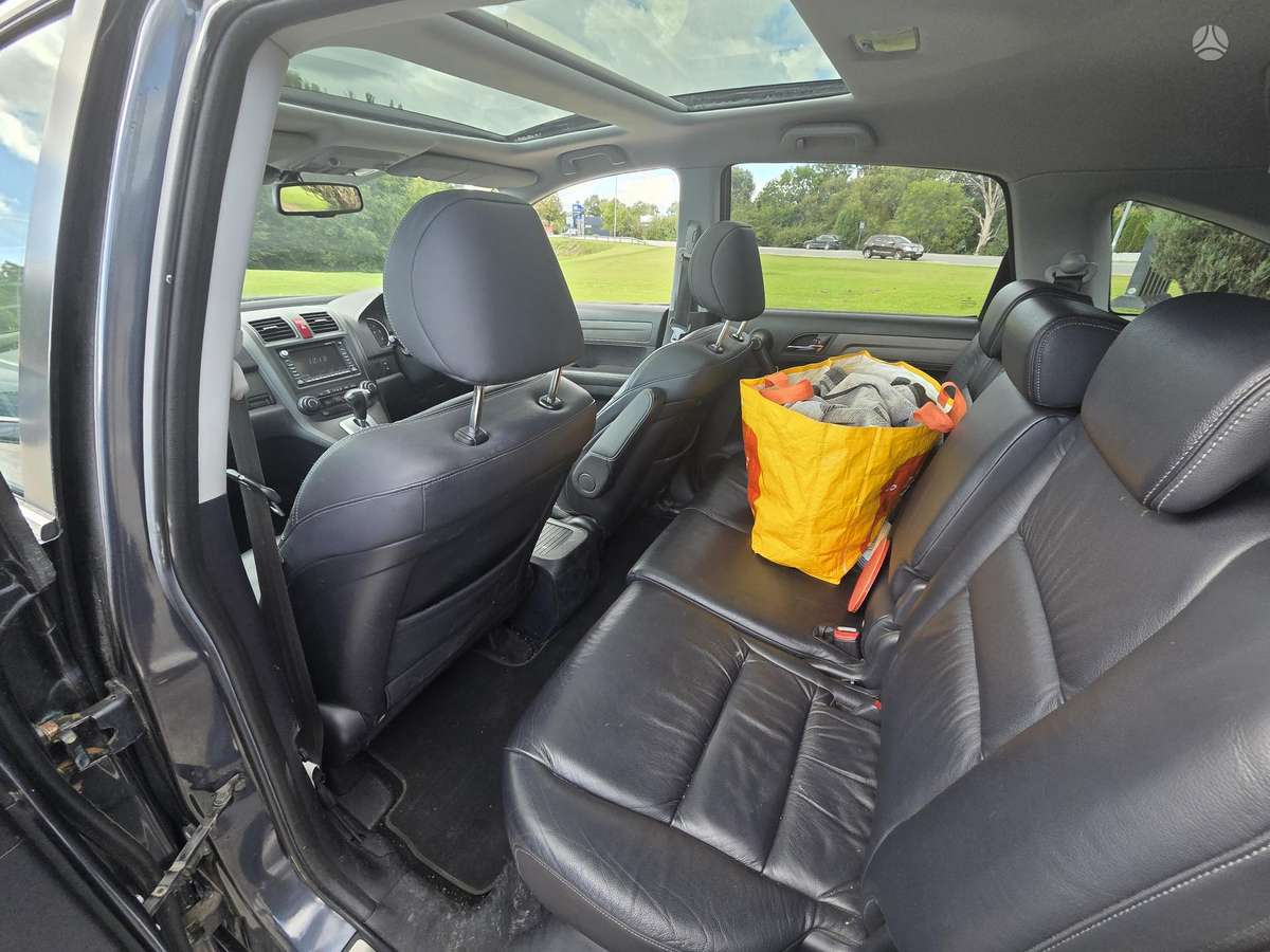 Honda CR-V 2010 — photo 40