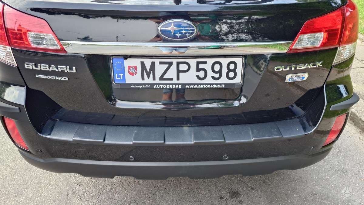 Subaru Legacy 2011 — engine 150 HP (110kW)