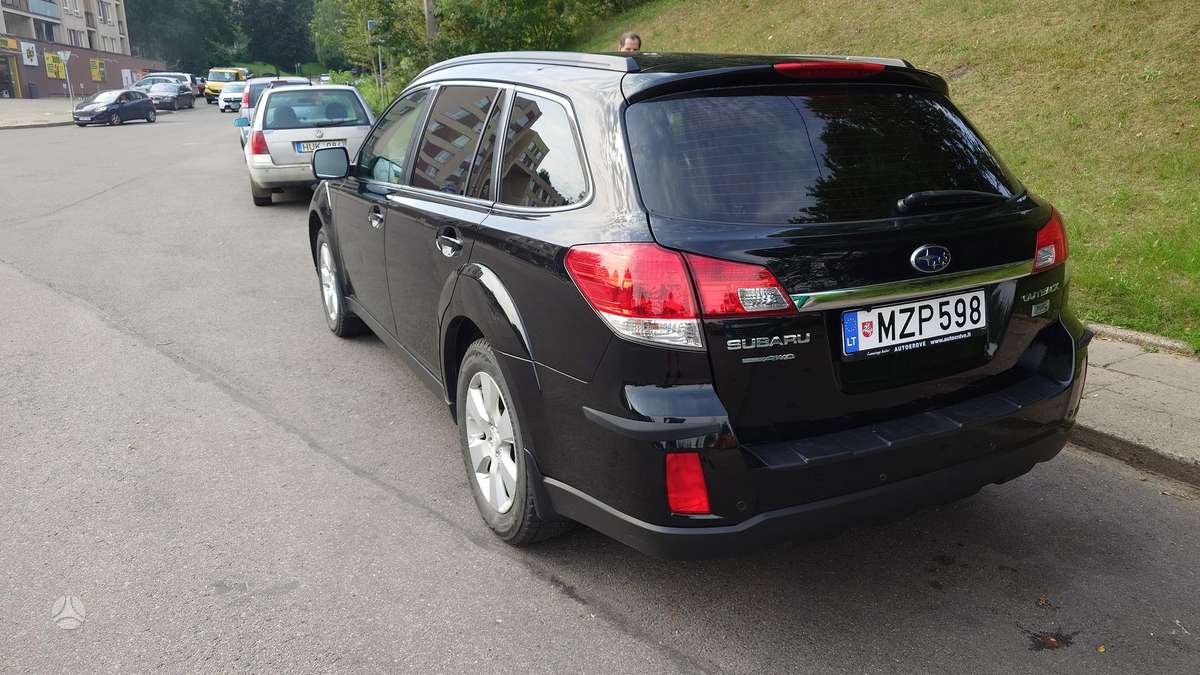 Subaru Legacy 2011 — photo 5