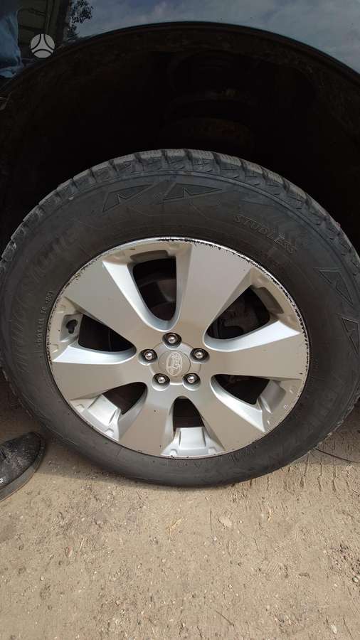 Subaru Legacy 2011 — photo 8