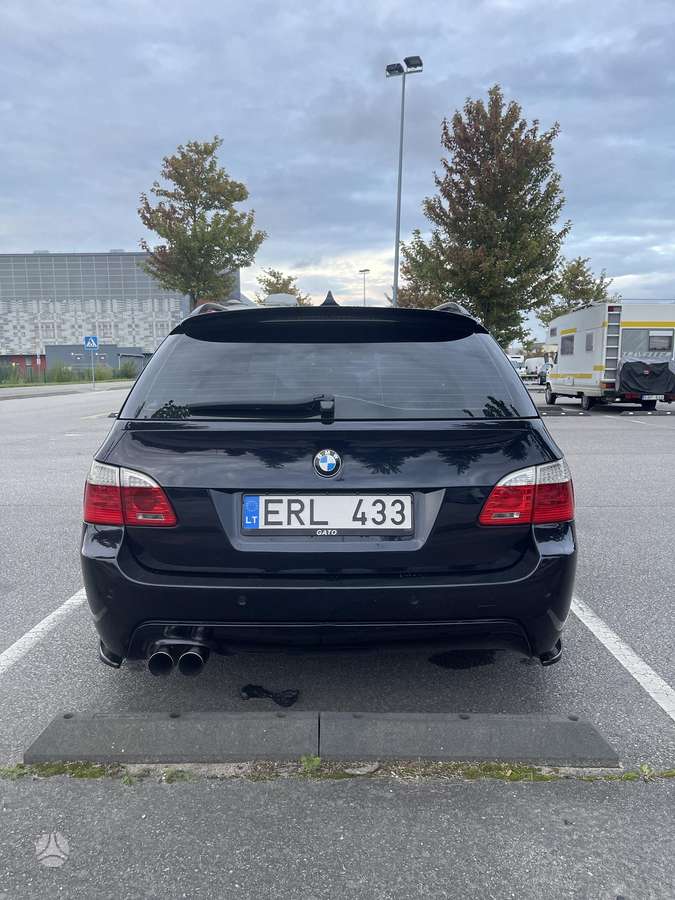 BMW 530 2005 — photo 12