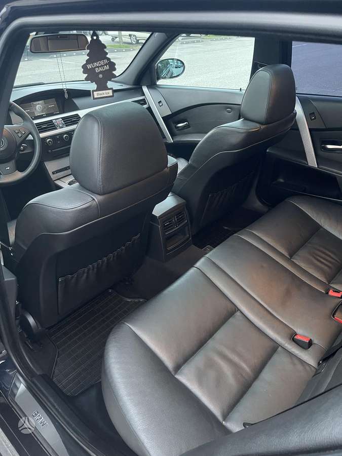 BMW 530 2005 — photo 8