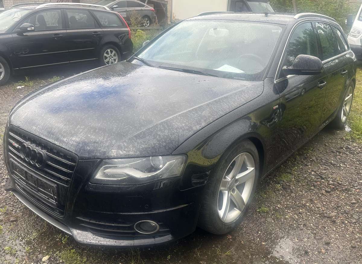 Audi A4 2008 — вигляд ззаду