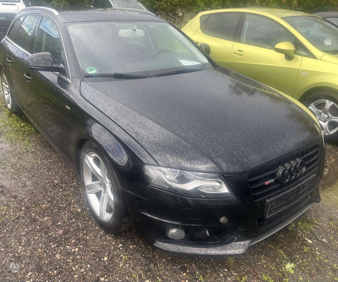 Audi A4 2008 — rear view