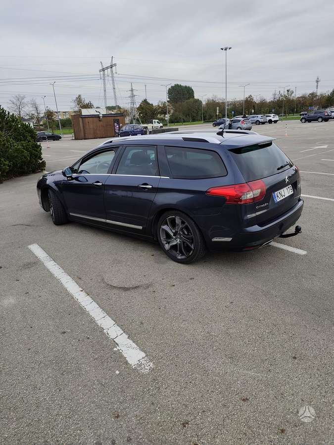 Citroen C5 2012 — вигляд ззаду