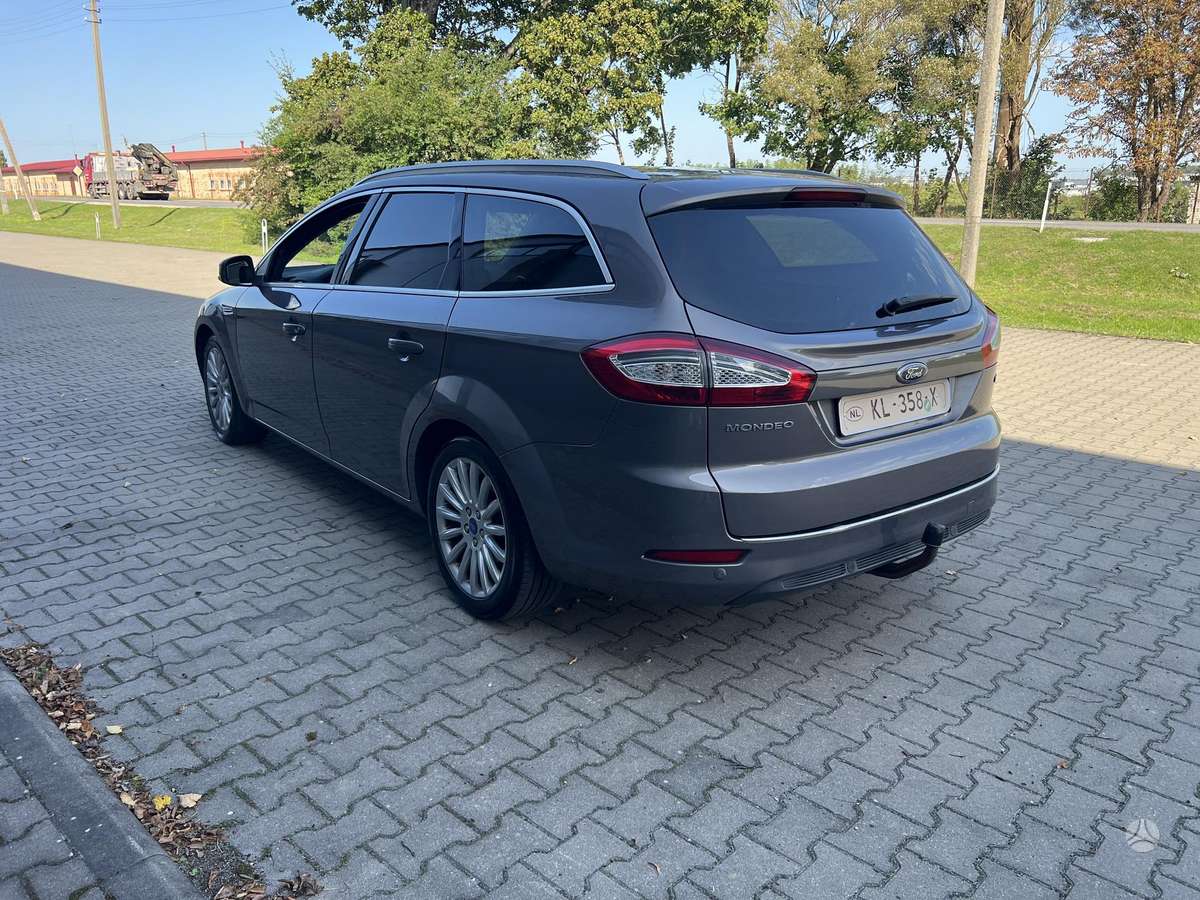 Ford Mondeo 2012 — photo 13