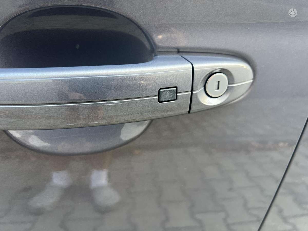 Ford Mondeo 2012 — photo 33