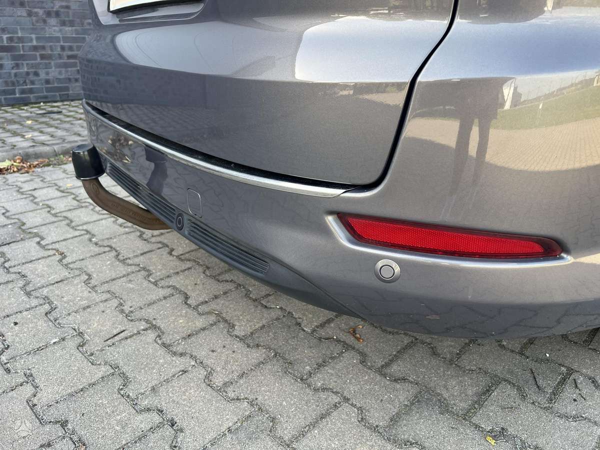 Ford Mondeo 2012 — photo 40