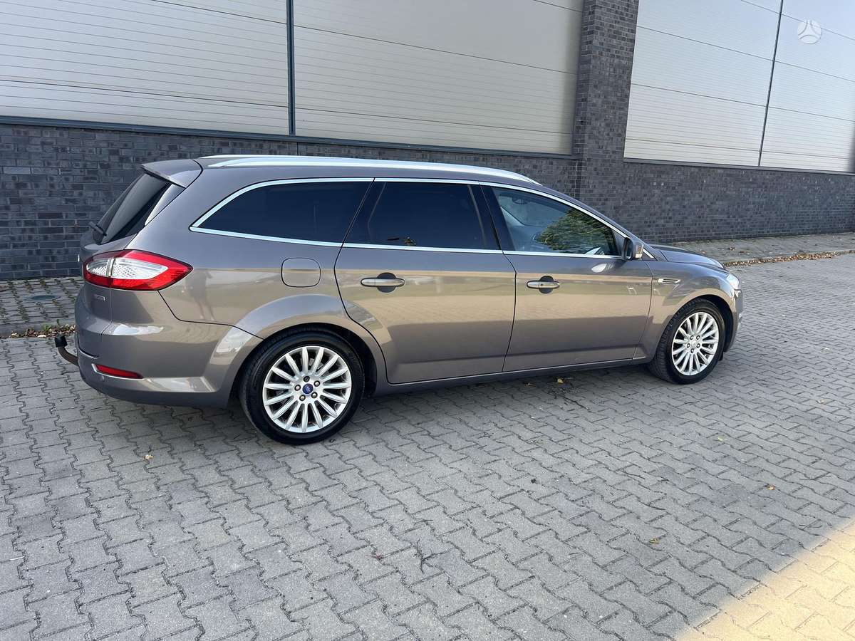 Ford Mondeo 2012 — photo 9