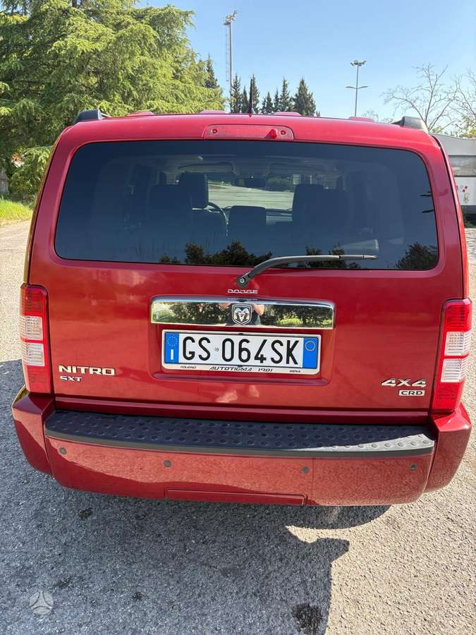 Dodge Nitro 2007 — engine 2768 cm³, 177 HP (130kW)
