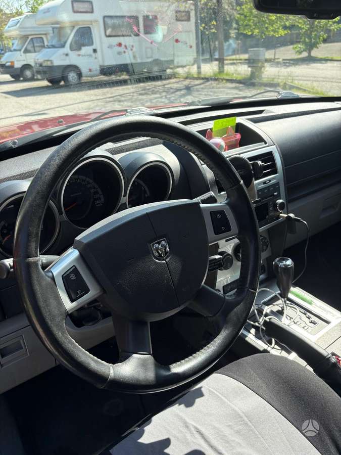 Dodge Nitro 2007 — photo 5