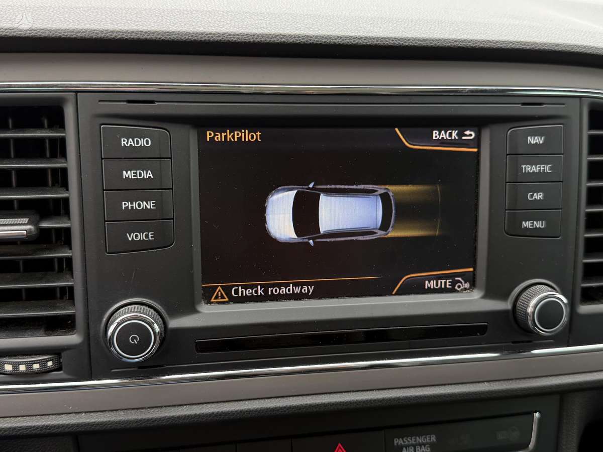 Seat Leon 2015 — photo 20