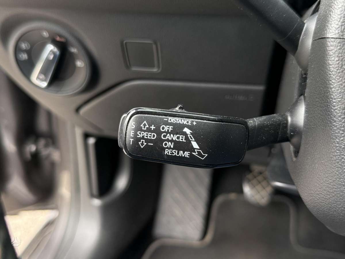 Seat Leon 2015 — photo 21