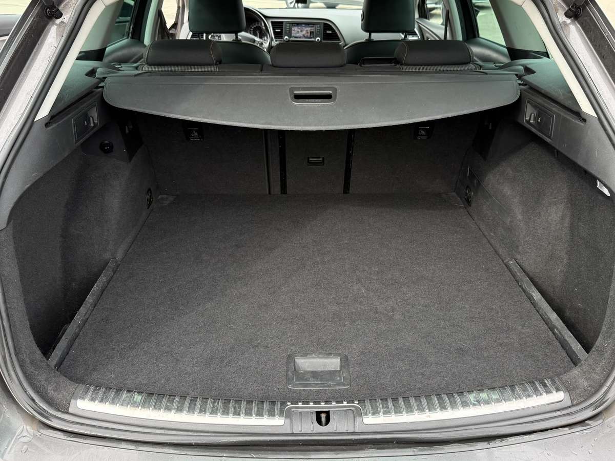 Seat Leon 2015 — photo 22