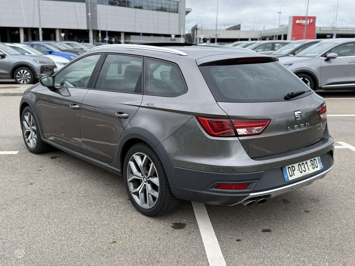 Seat Leon 2015 — photo 7