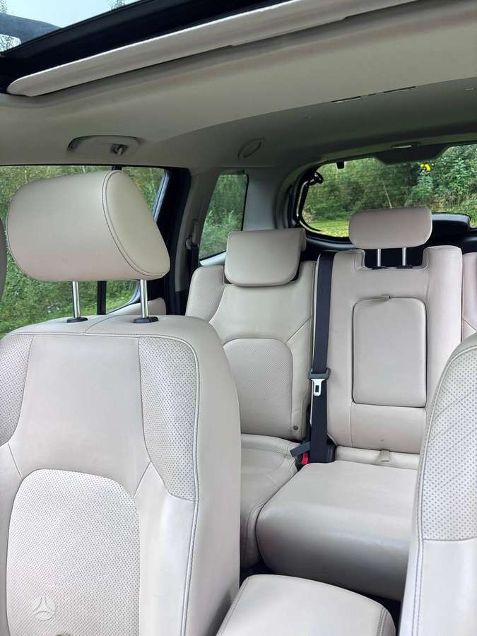 Nissan Pathfinder 2012 — photo 14
