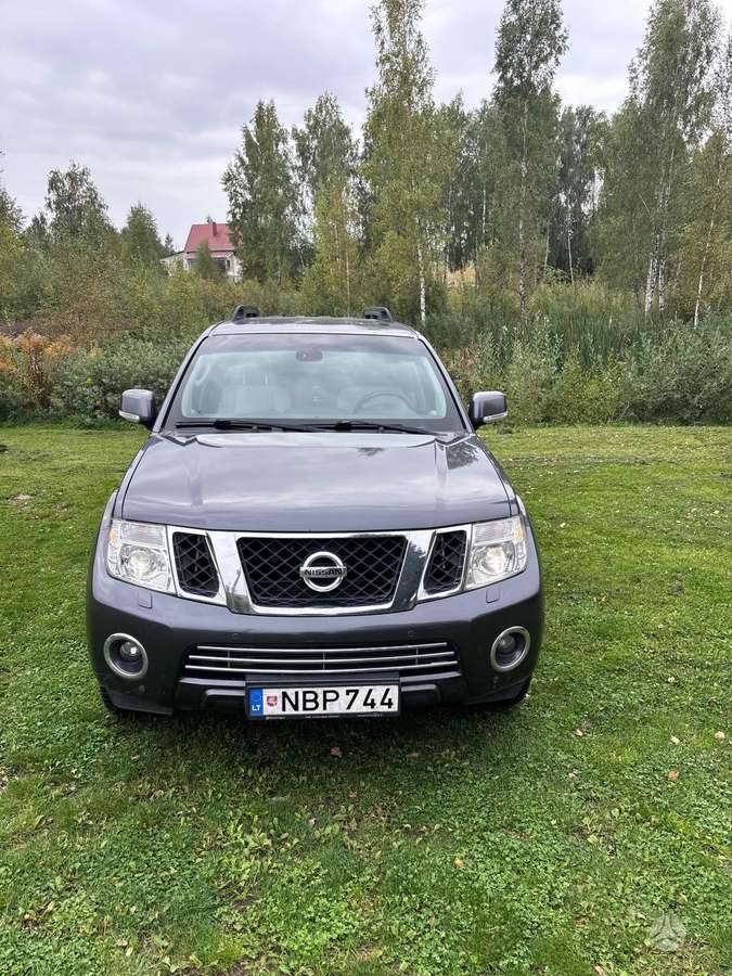 Nissan Pathfinder 2012 — photo 5