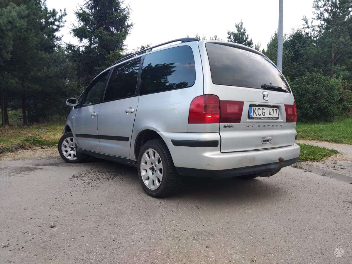 Seat Alhambra 2007 — photo 5