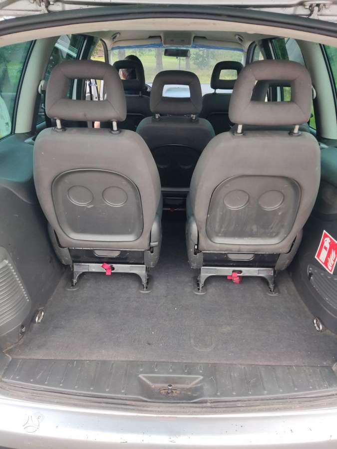Seat Alhambra 2007 — photo 8