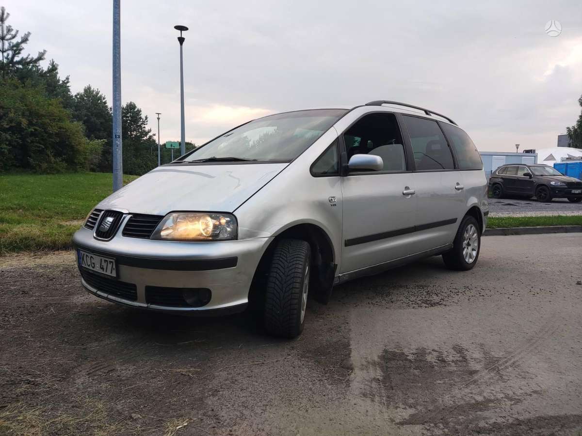 Seat Alhambra 2007 — photo 9