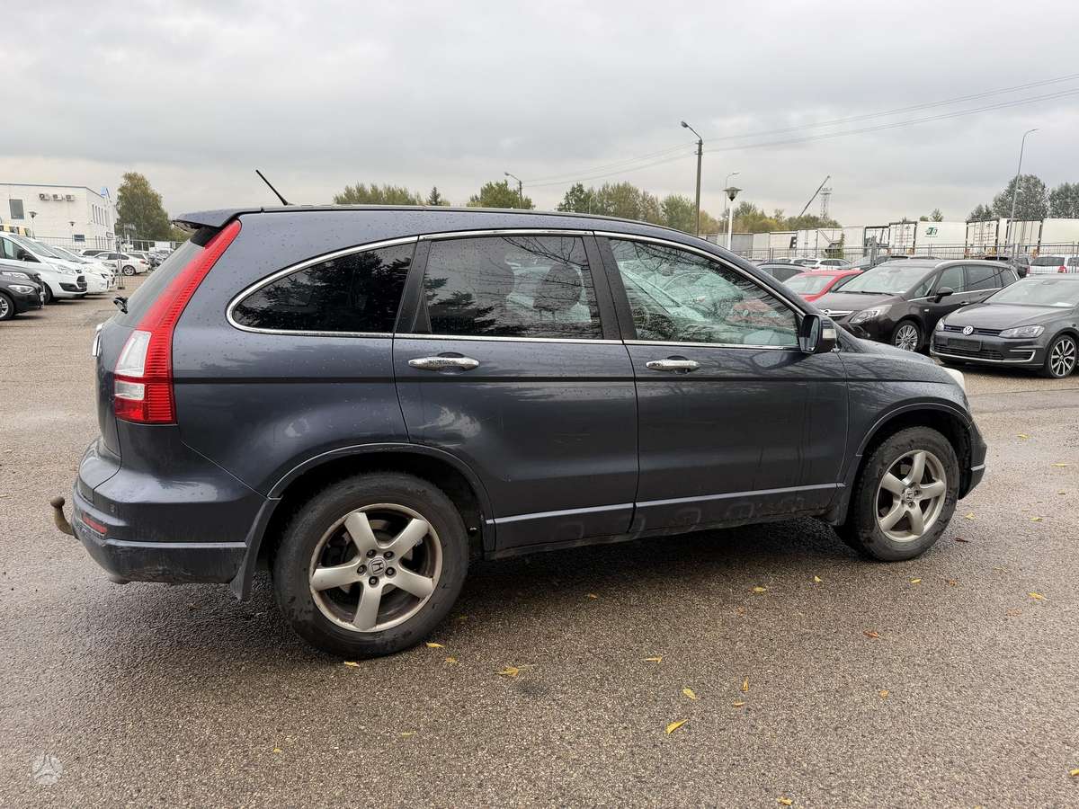 Honda CR-V 2011 — двигун 2199 cm³, 150 HP (110kW)