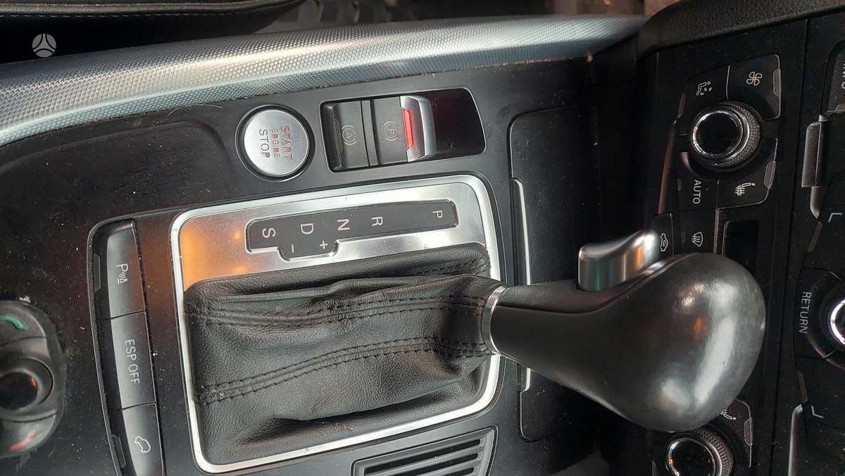 Audi Q5 2009 — photo 6