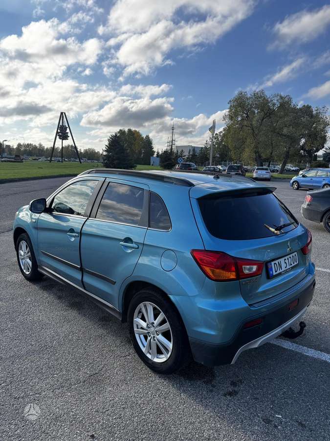 Mitsubishi ASX 2010 — двигун 1798 cm³, 150 HP (110kW)