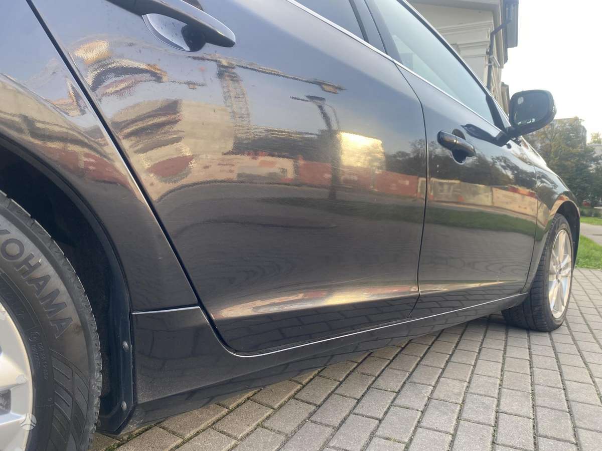 Volvo V60 2012 — photo 15