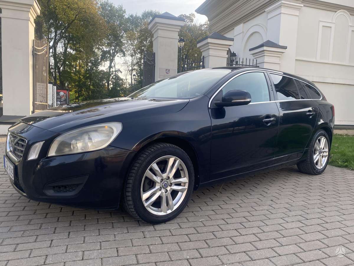 Volvo V60 2012 — photo 5