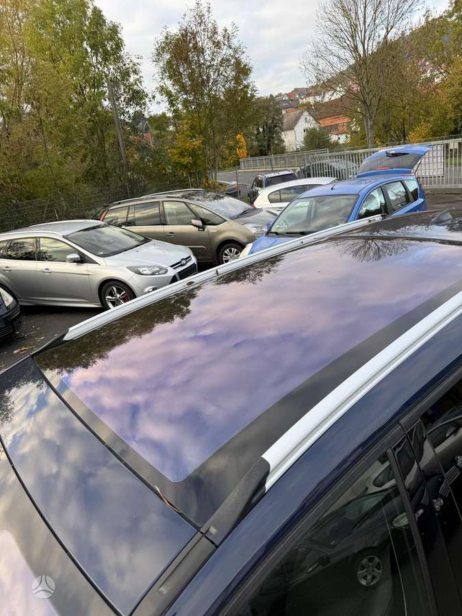 Ford Galaxy 2013 — photo 7