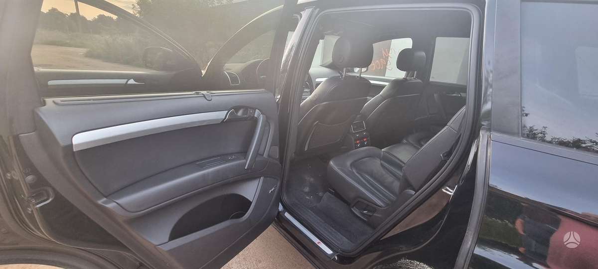 Audi Q7 2013 — photo 13