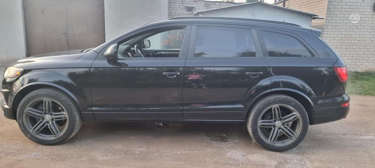 Audi Q7 2013 — photo 8