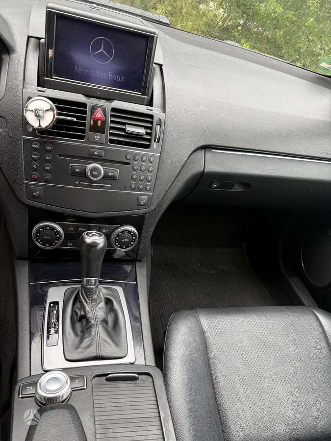 Mercedes-Benz C220 2008 — photo 6