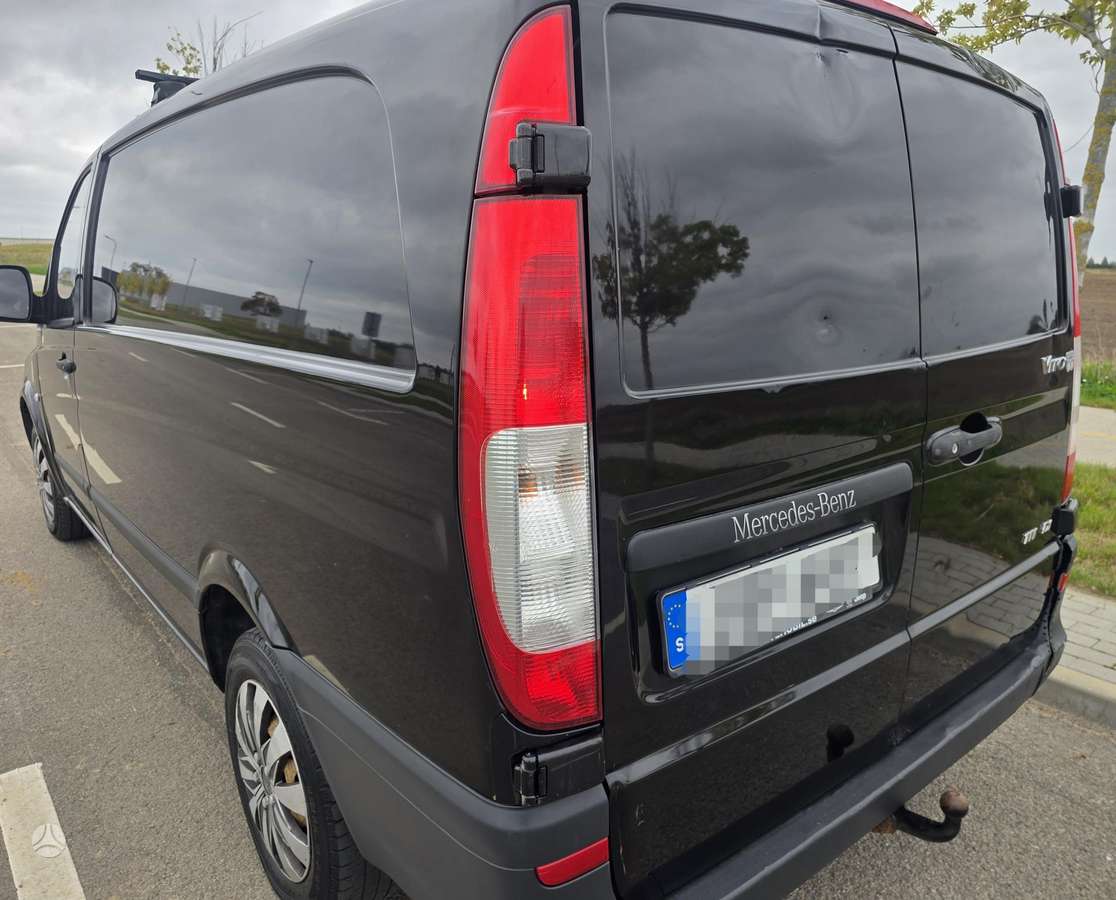 Mercedes-Benz Vito 2008 — interior